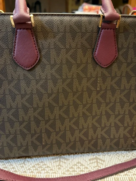 Rare Michael Kors Plum and Brown Signature Top-Handle Satchel with Gold Hardware - Picture 3 of 4